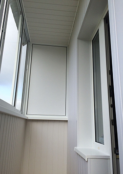 Раздвижное остекление П-образного балкона в доме I-515/9Ш - фото 4